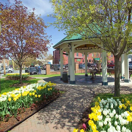 Hilton Garden Inn Saratoga Springs 
