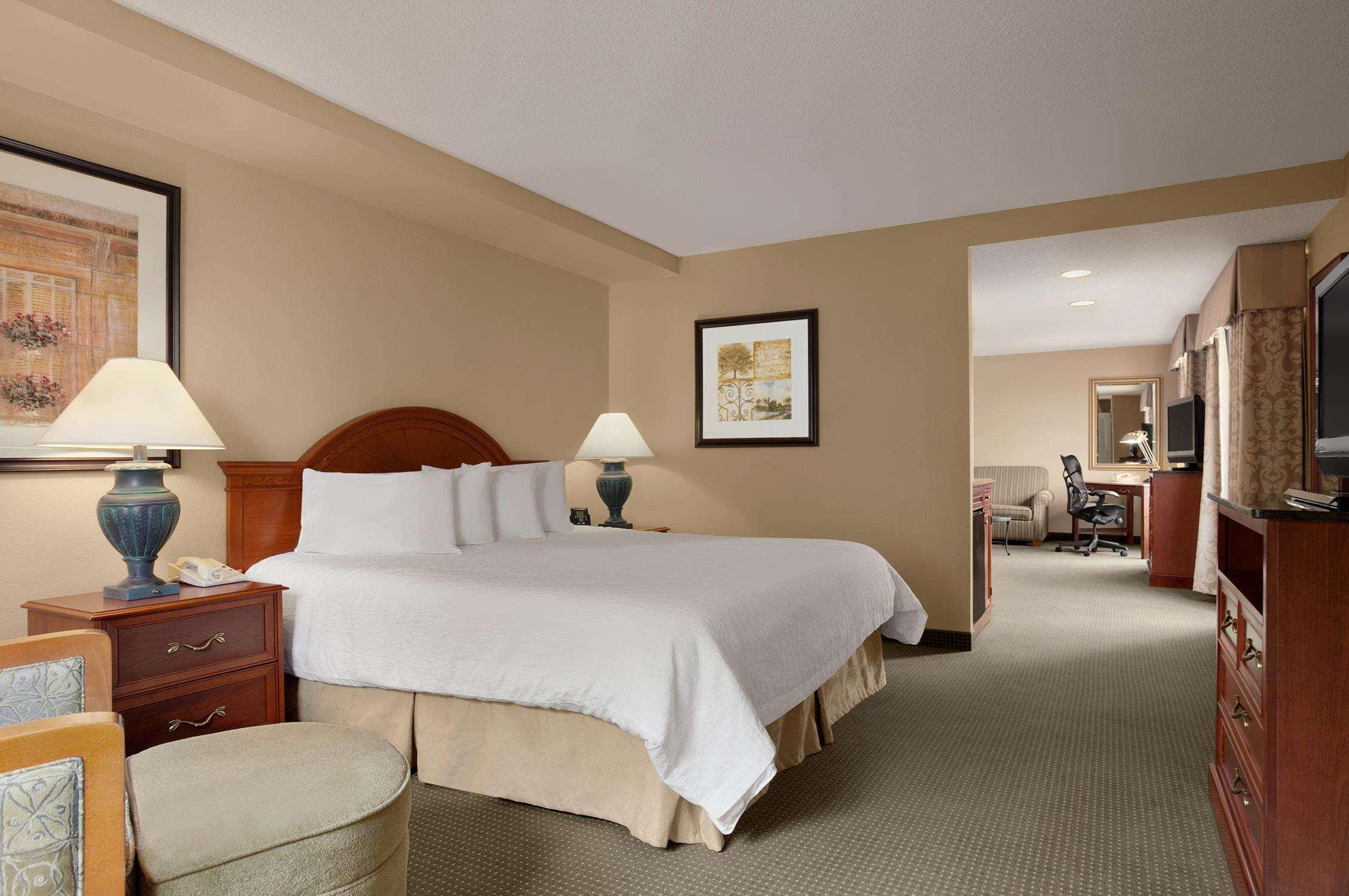 Hilton Garden Hotel 3*