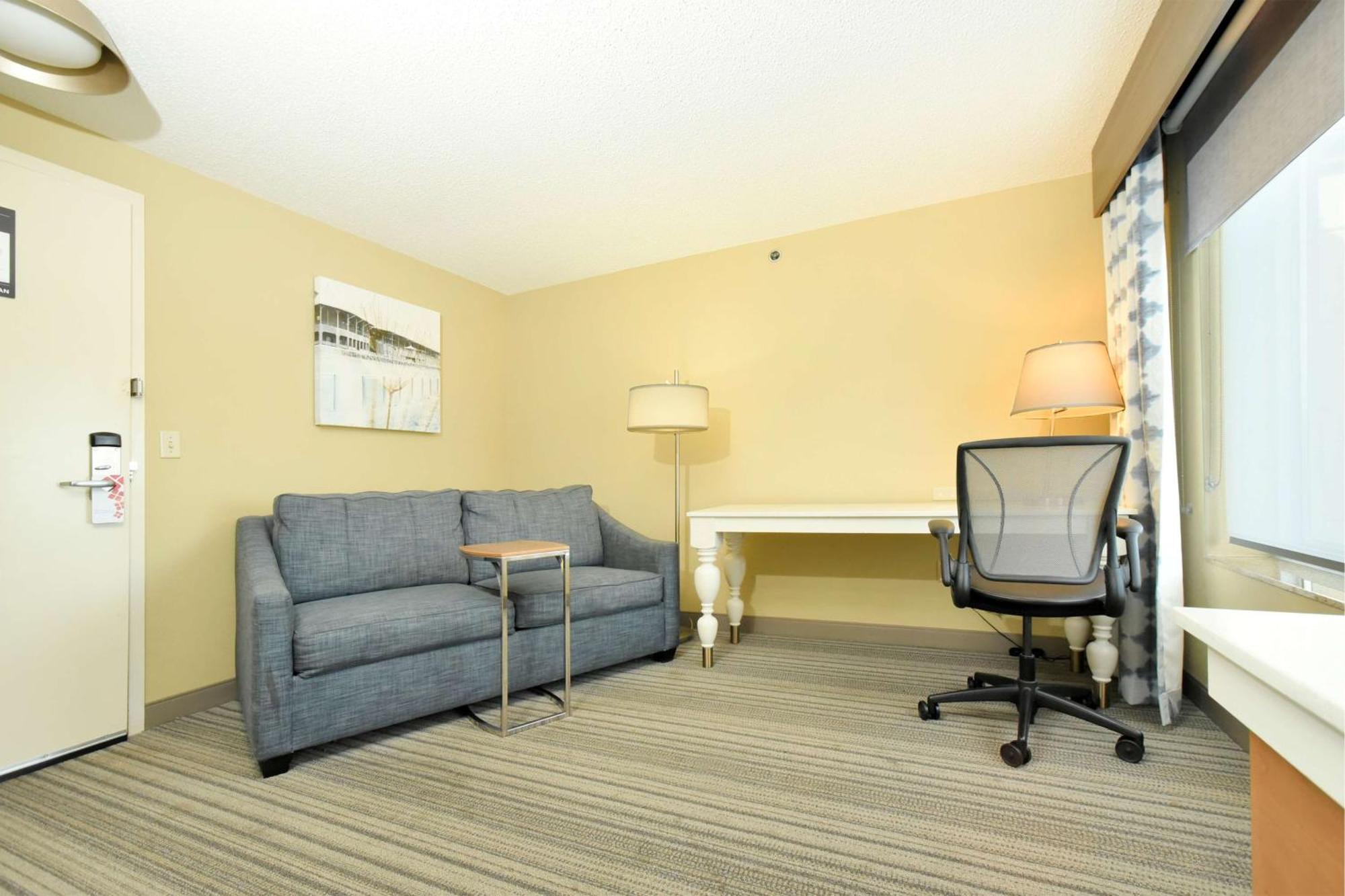 Hilton Garden 3*